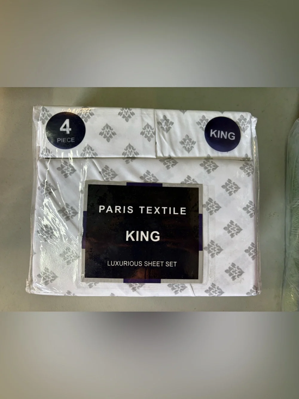 4Pc King Sheet Set - White with Gray Pattern Luxury Sheet Sets